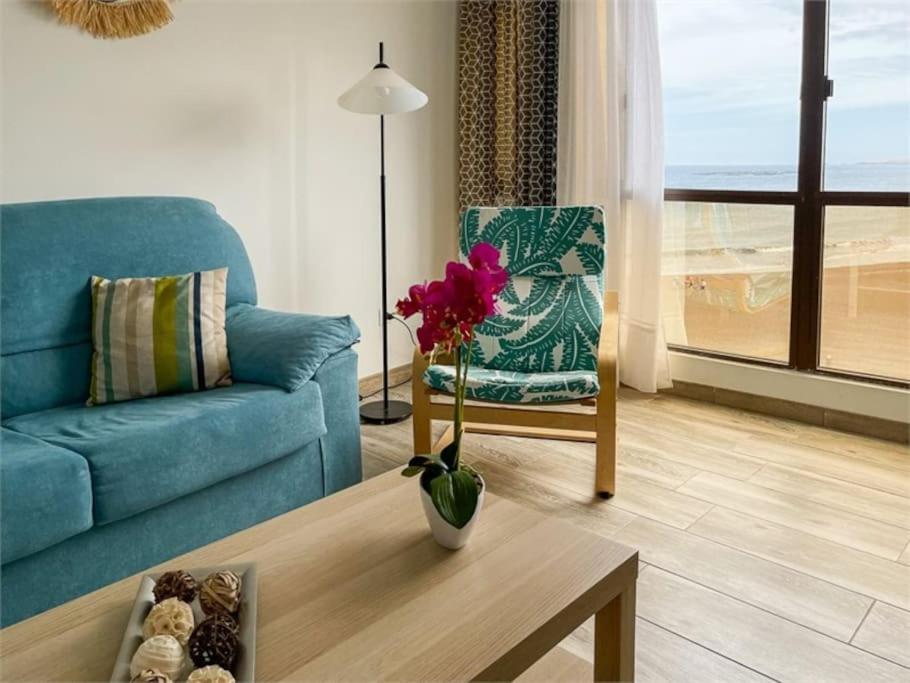 Beachfront Apartment Incl Highspeed Wifi Меленара Экстерьер фото